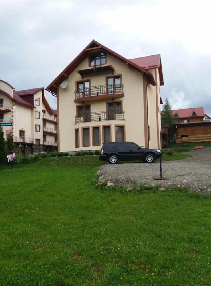 Saduba Perluna Bukovel in Nadvirna, Ukraine