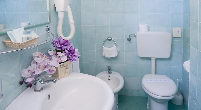 Hotel Flora - last minute hotel in Cattolica
