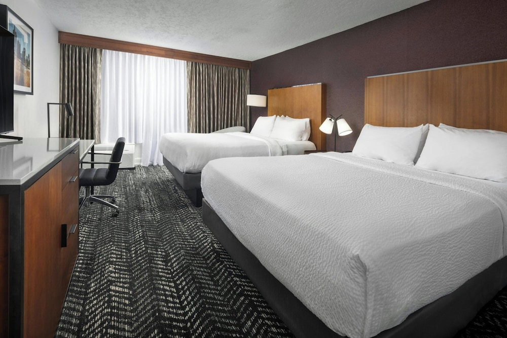 Four Points by Sheraton Kansas City Airport in Kansas City, United States