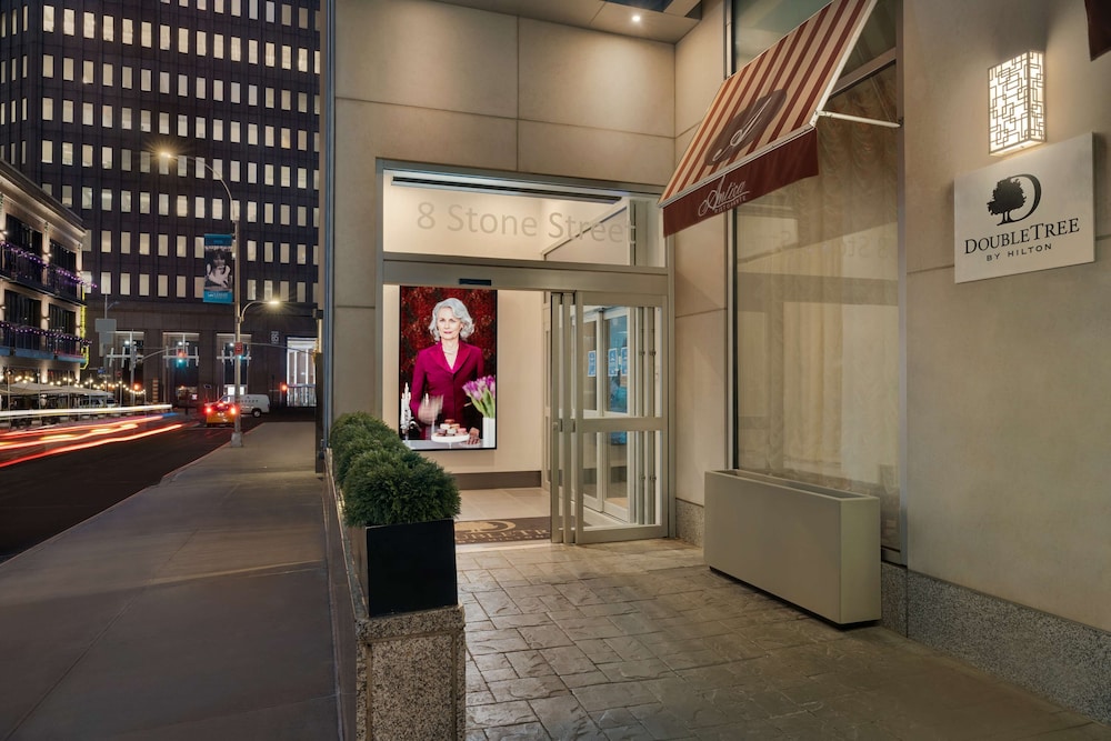 DoubleTree by Hilton New York Downtown - photo 28