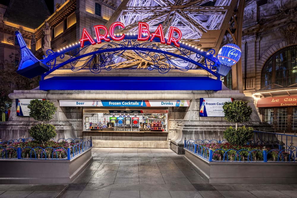 מזון ומשקאות