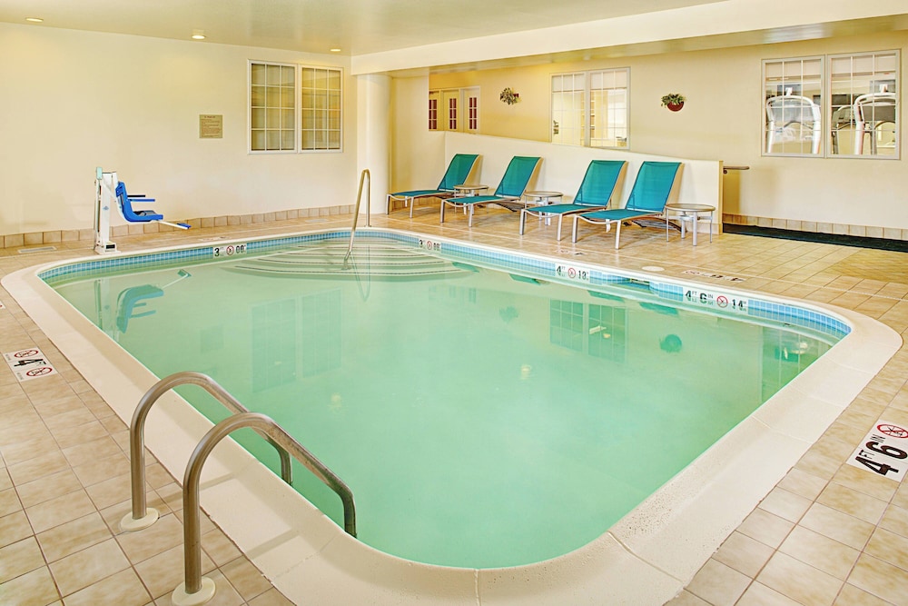 TownePlace Suites by Marriott Manchester - photo 24