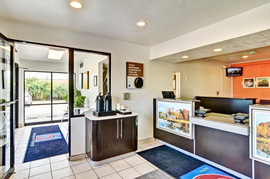 Motel 6 Pittsburgh PA Crafton - photo 28