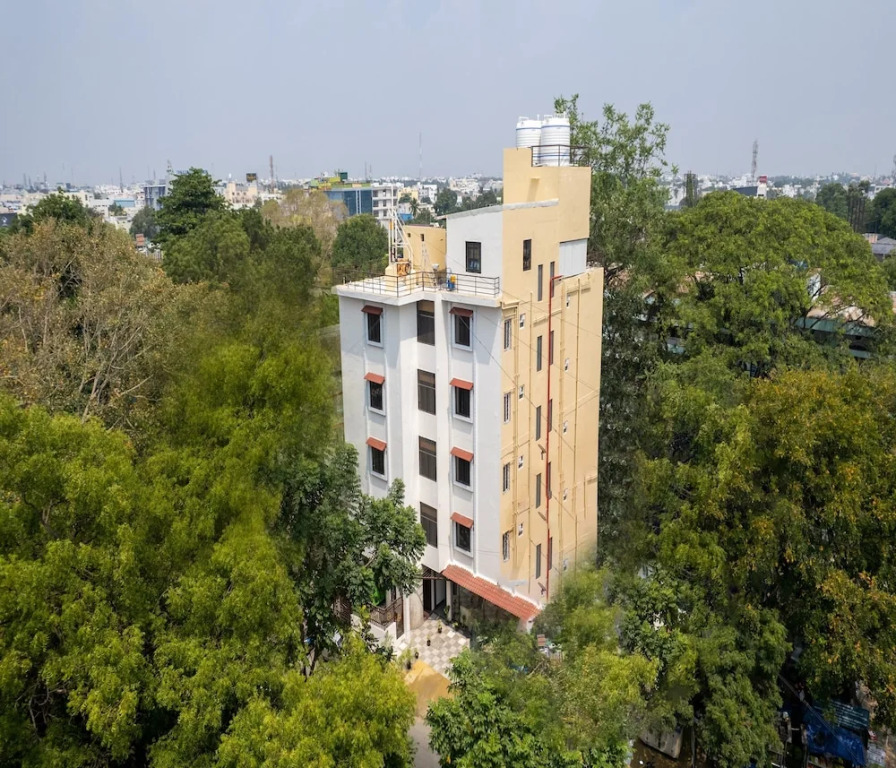 Hotel Vinayaga Tirupur in Tiruppur, India