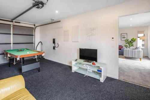 Oliver Oasis Wellington 2BR Retreat in Upper Hutt, New Zealand