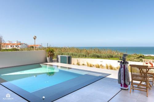 CasaDami Santa Cruz — 4-Star Luxury Hotel in Santa Cruz, Portugal