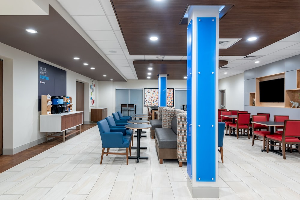 Holiday Inn Express & Suites Punta Gorda by IHG - photo 19