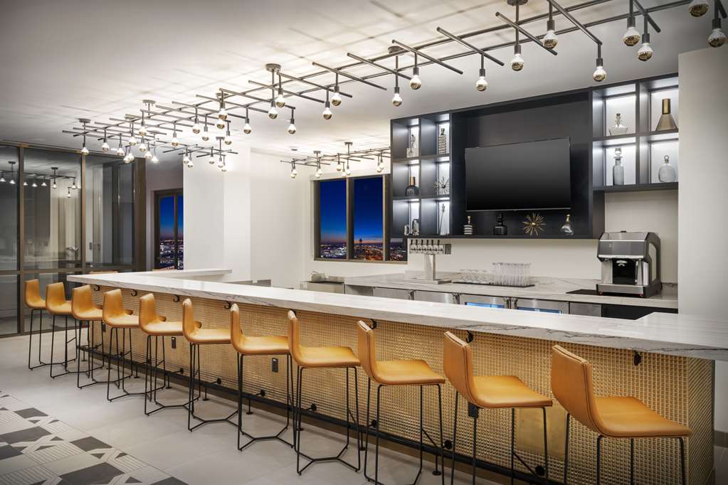 Hyatt House LAX Century Blvd - photo 18