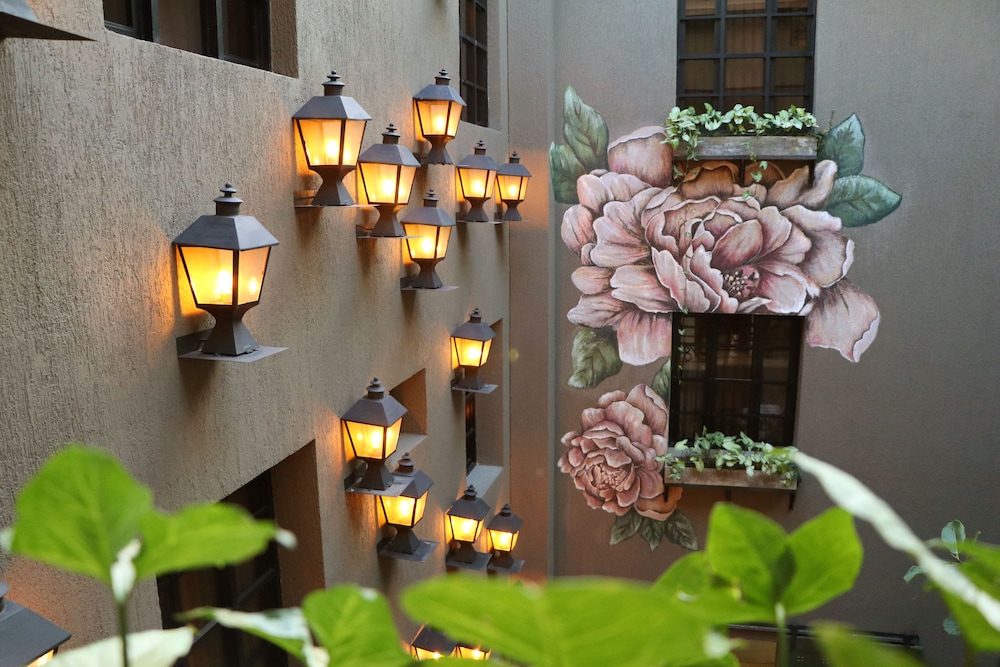 NH Cali Boulevard del Rio — 4-Star Luxury Hotel in Cali, Colombia