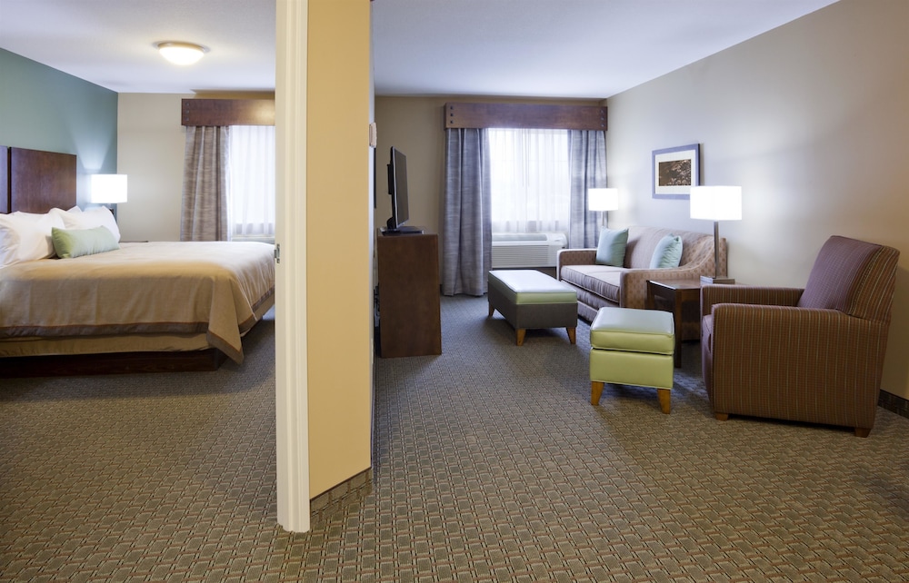GrandStay Delano - photo 8