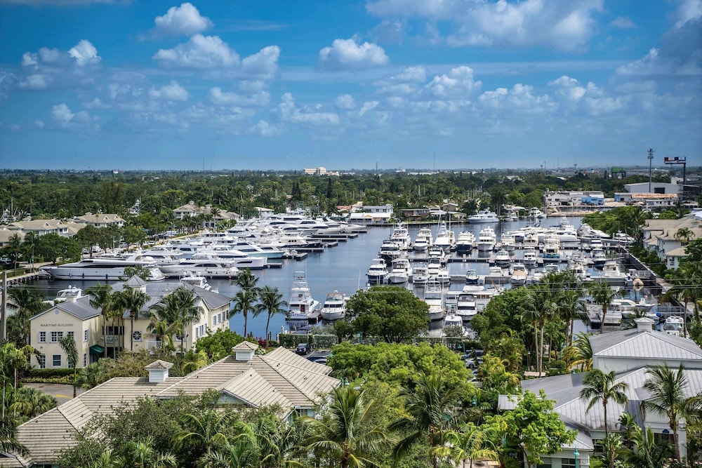 Maritime Hotel Fort Lauderdale Airport & Cruiseport - photo 42