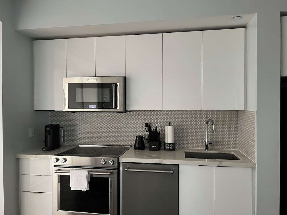 Adastay Suites Lakeview — Toronto — photo 4