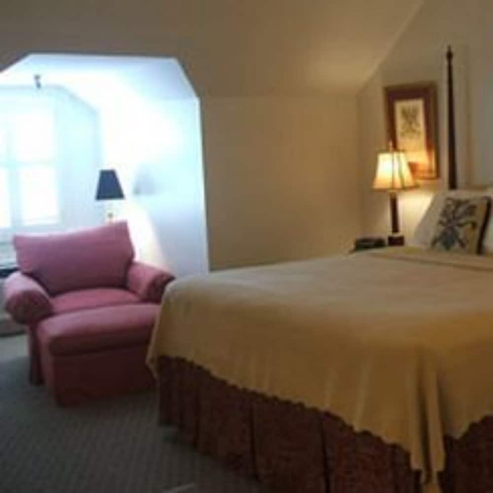 1842 Inn - photo 26