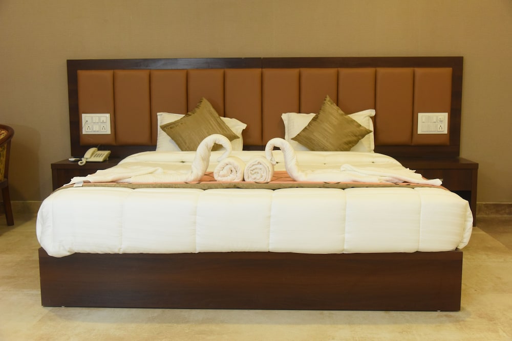 Hotel Kutch Desert — hotel in Bhuj