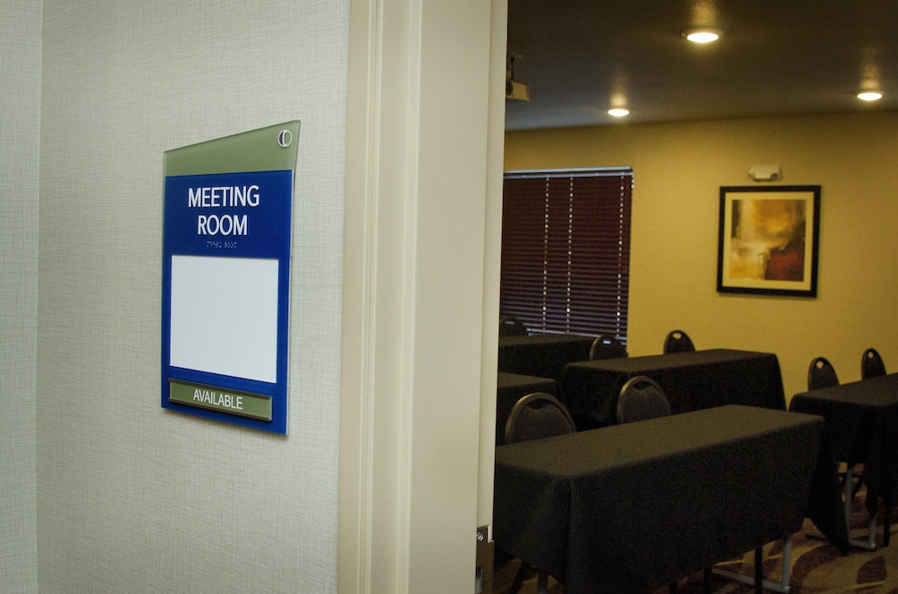 Cobblestone Inn & Suites Soda Springs - photo 37