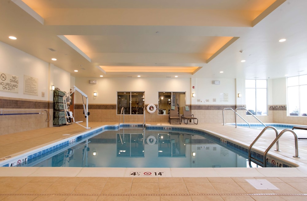 Hilton Garden Inn Cedar Falls - photo 34