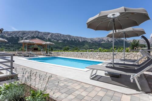 Apartments Mateo — 4-Star Luxury Hotel in Baska, Croatia