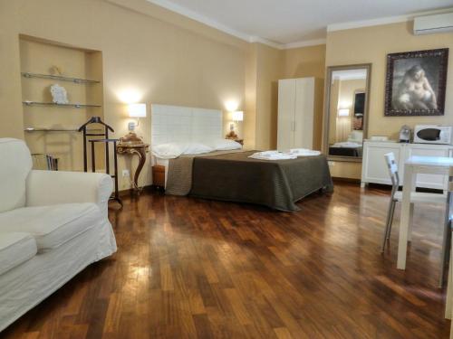Appartamenti Pratello — 4-Star Luxury Hotel in Bologna, Italy