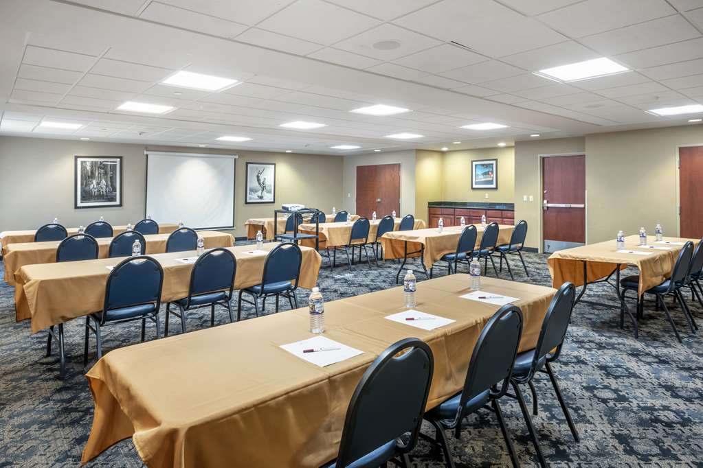 Best Western Plus Ponderay Mountain Lodge - photo 10