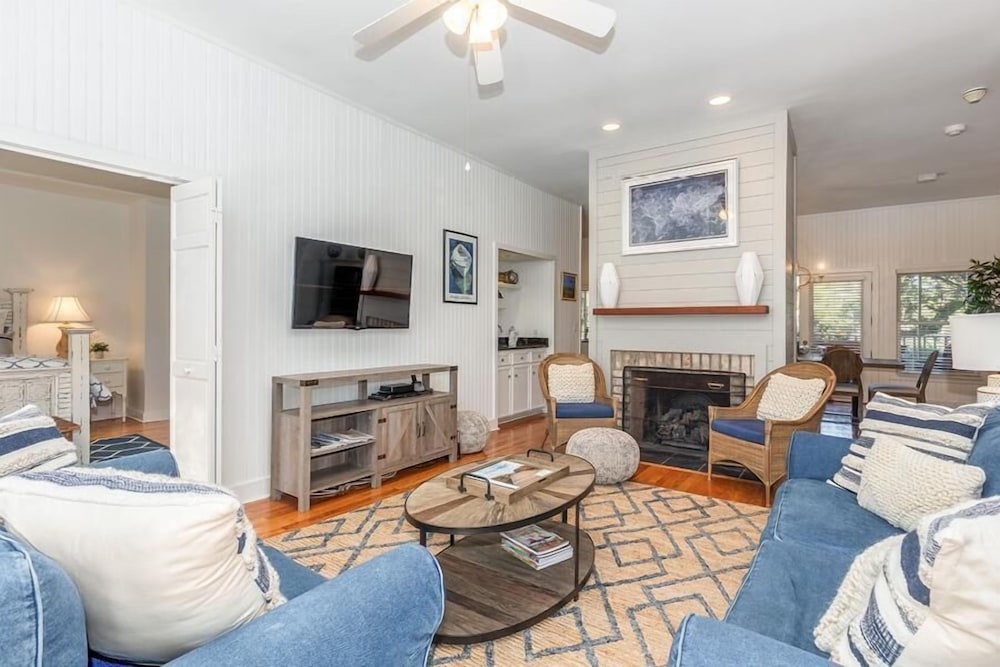 Grand Pavilion 94 by Wild Dunes Home in Resort Core with Amenity Access - photo 8