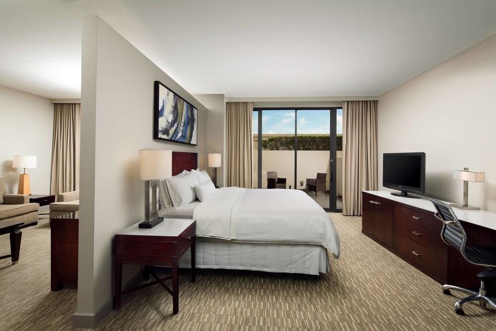 The Westin Los Angeles Airport - photo 11