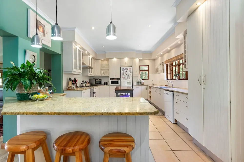 Panaderos - carbon neutral hotel in Hermanus