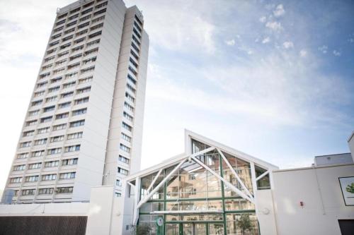 U Private Studio Apartment In Gardens Centre — 4-Star Luxury Hotel in Cape Town, South Africa