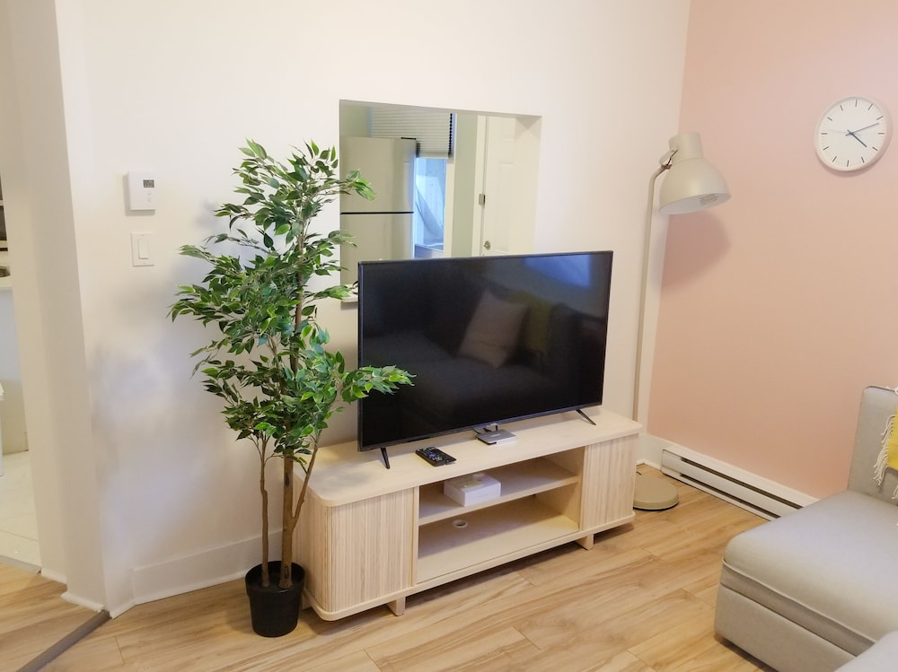 JstLikeHome Downtown Suites — Ottawa — photo 2