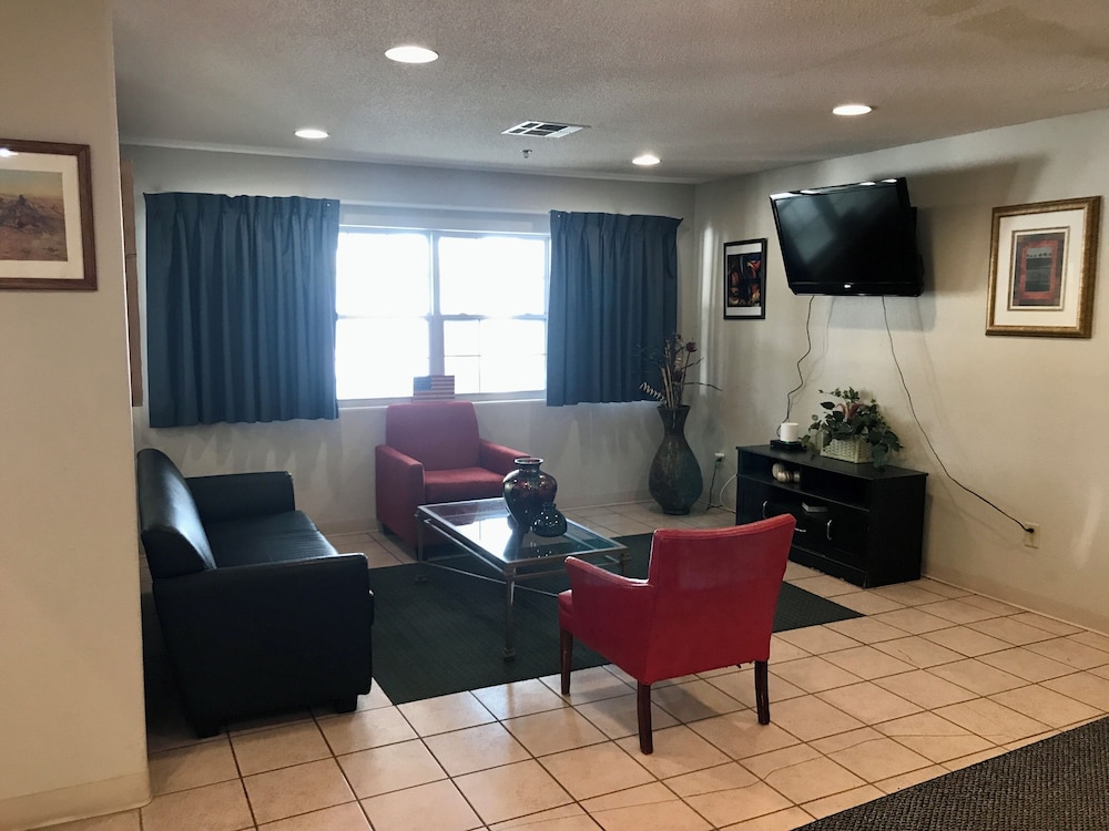 Chadron Inn & Suites - photo 20