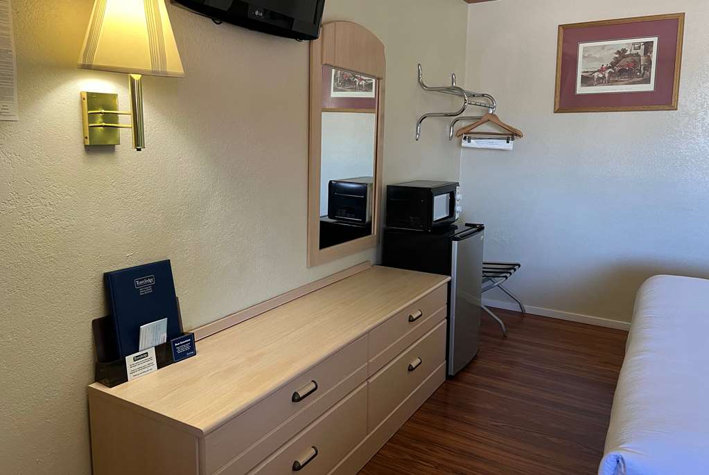 Travelodge by Wyndham Holbrook - photo 16