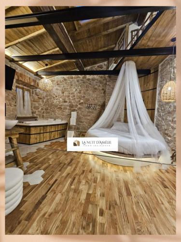 La Nuit D'amelie — 4-Star Luxury Hotel in Norma, Italy