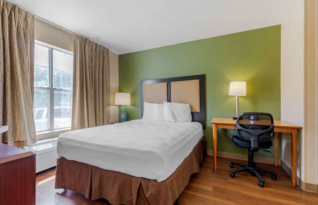 Extended Stay America Suites Dallas Plano - photo 35