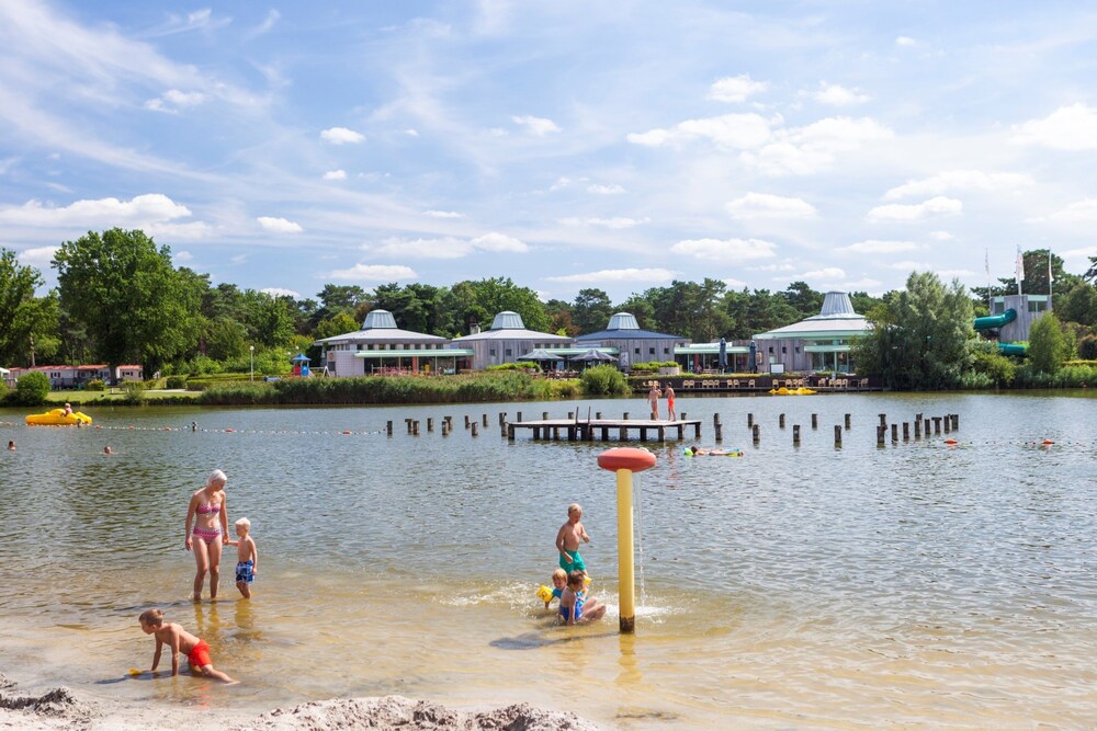 Europarcs Zilverstrand — hotel in Mol