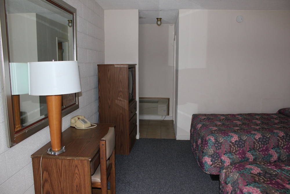 Hastings Inn - photo 26