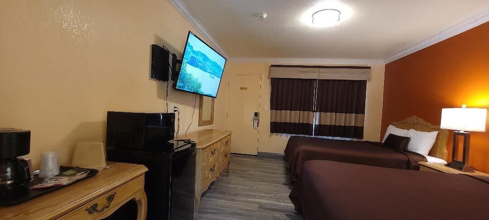 Lakeview Inn Lucerne - photo 17