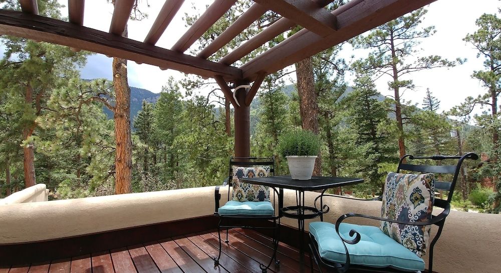 Adobe Inn at Cascade - photo 4