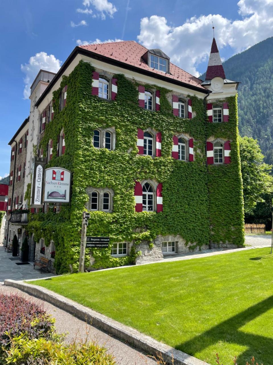 Sachsenklemme - carbon neutral hotel in Unknown City