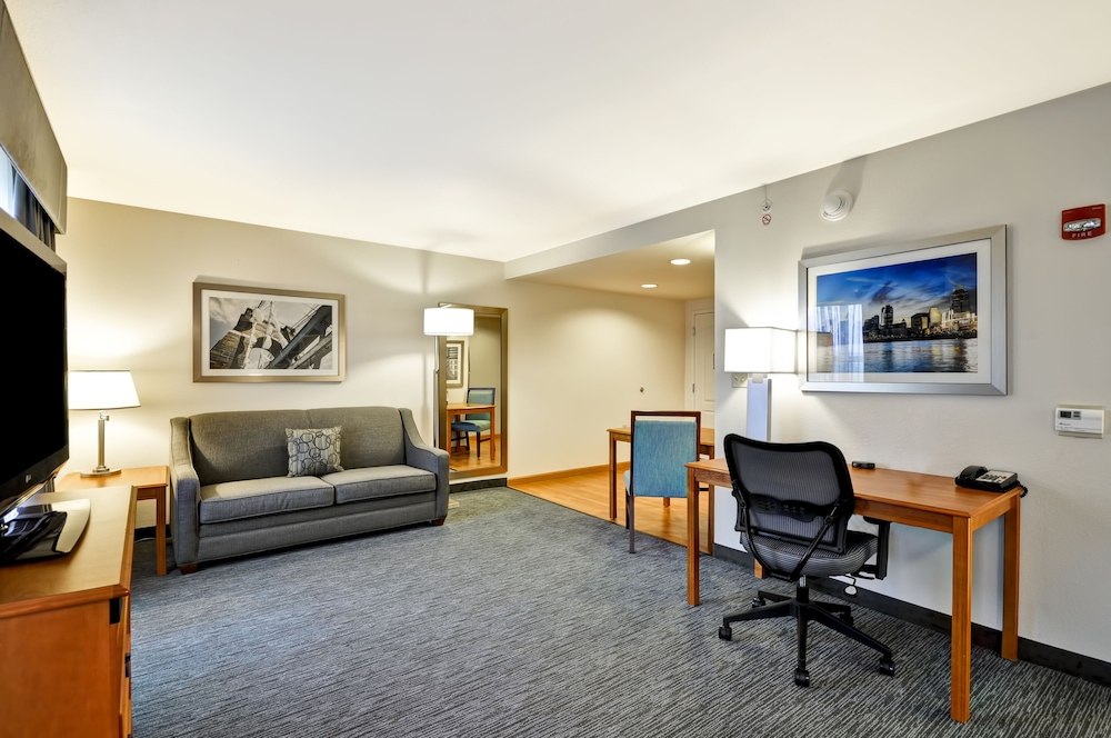 Homewood Suites by Hilton Cincinnati Milford - photo 32