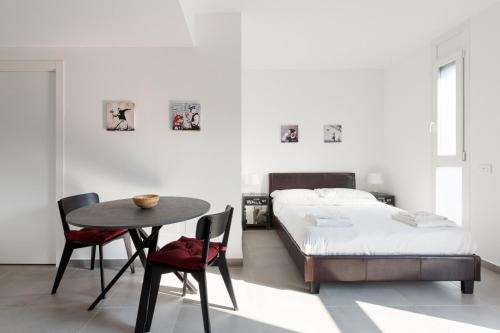 Guesthost Udine M2 Bright And Cozy Studio — 4-Star Luxury Hotel in Milan, Italy