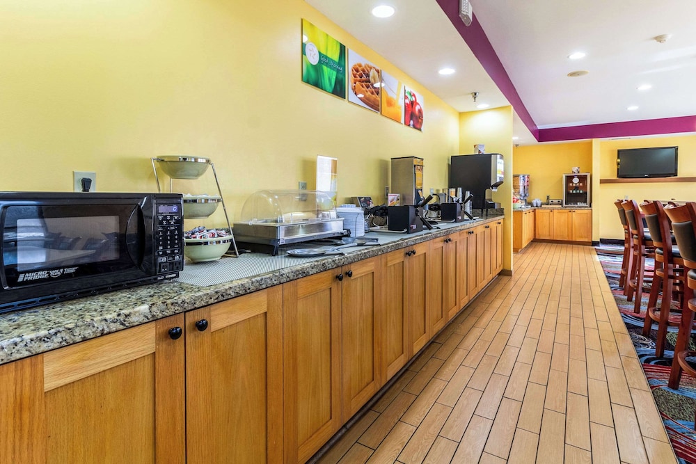 Quality Inn Texas City I 45 - photo 25