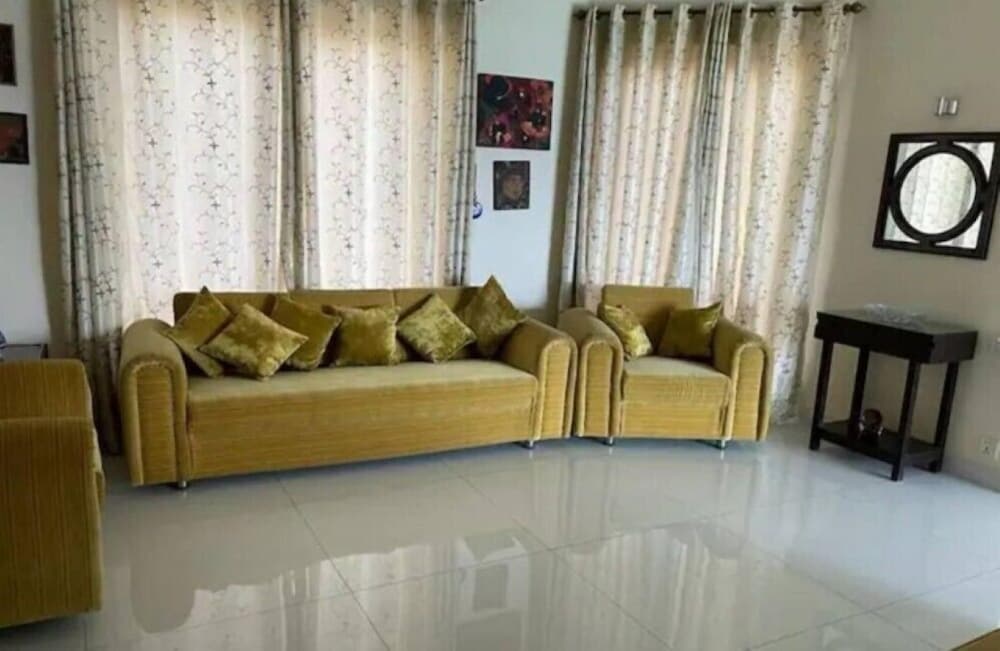 Red Velvet Hotel & Restaurant in Multan, Pakistan