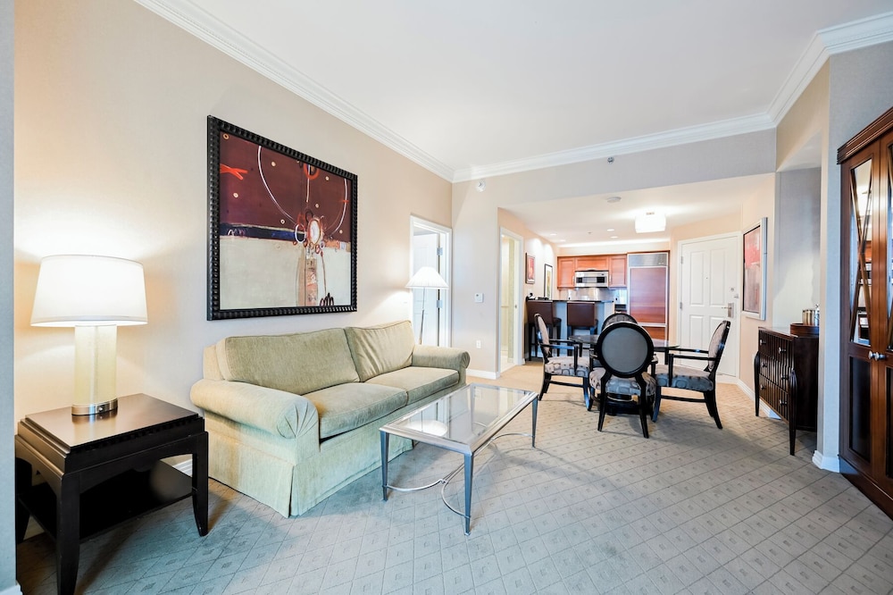 StripViewSuites at Signature - photo 142
