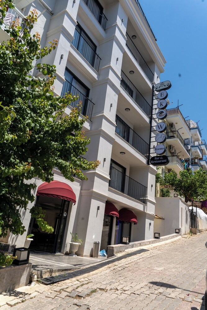 Brow City Kaş — Kas — photo 3