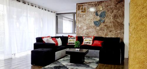 Apartamento De Lujo — 4-Star Luxury Hotel in Cuenca, Ecuador