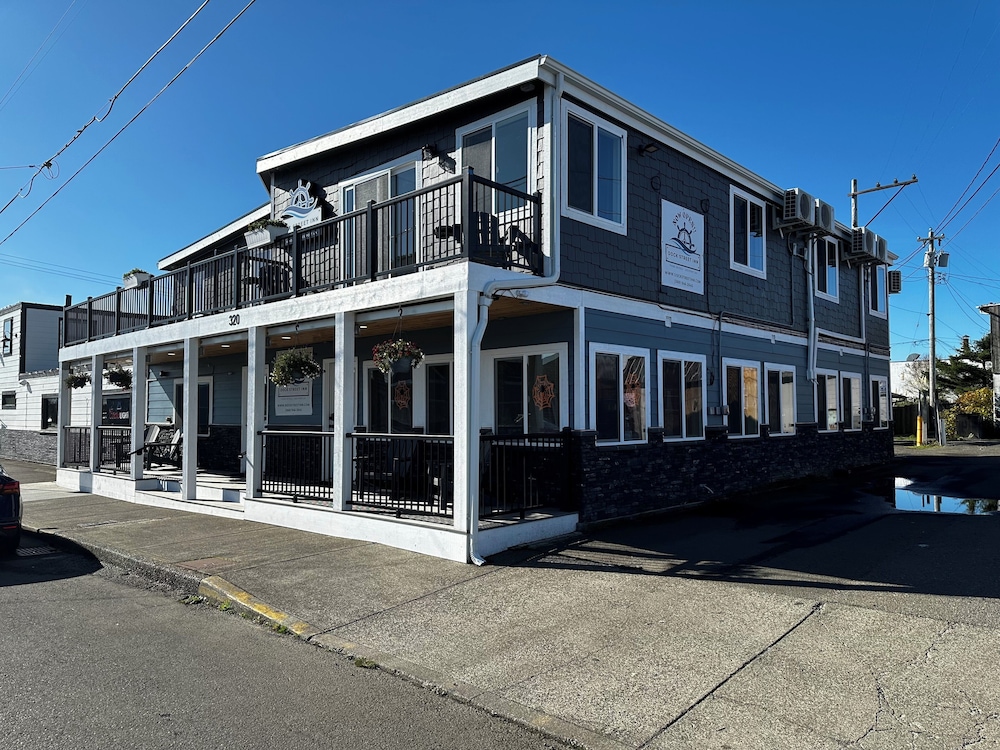Dock Street Inn - photo 70