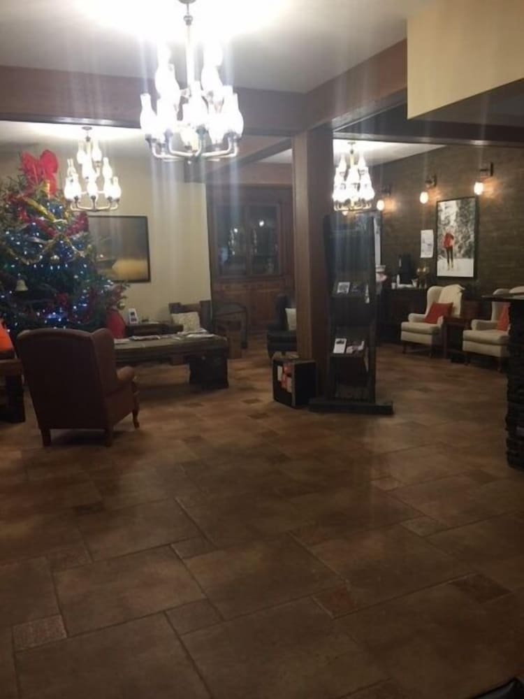 Spruce Hill Resort & Spa — Williams Lake — photo 2