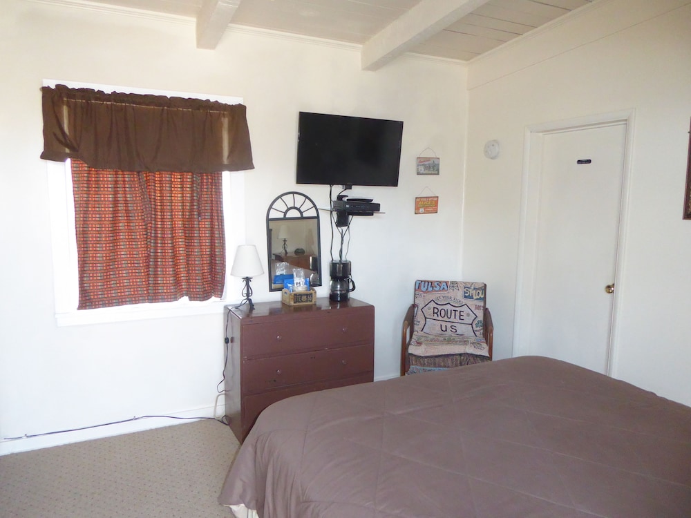 West Walker Motel - photo 3