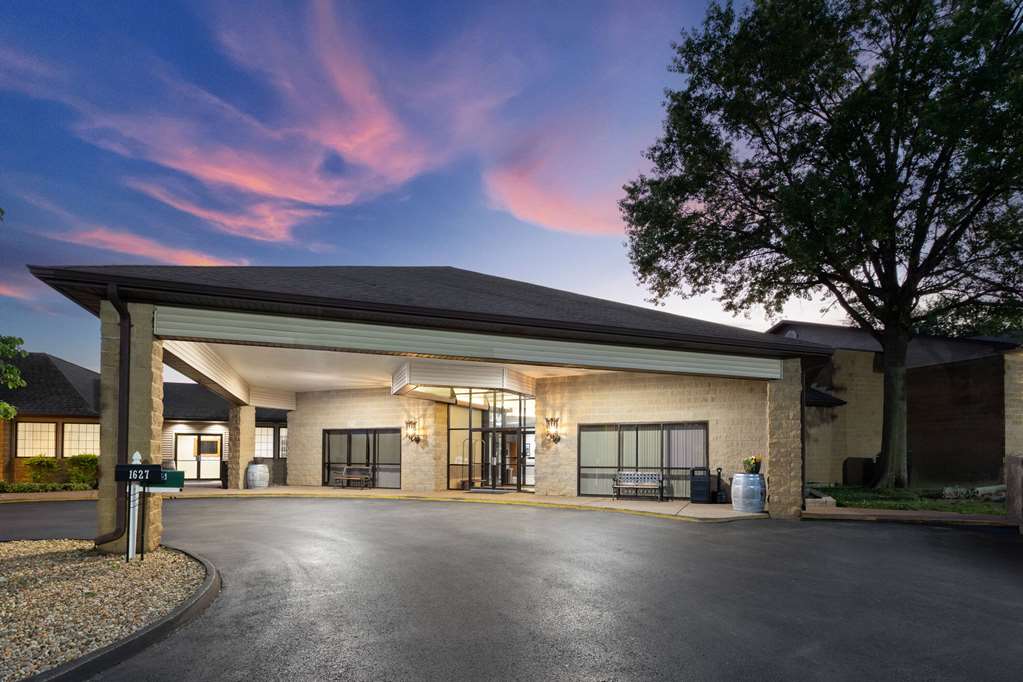 Baymont Inn and Suites by Wyndham Farmington MO — hotel in Farmington