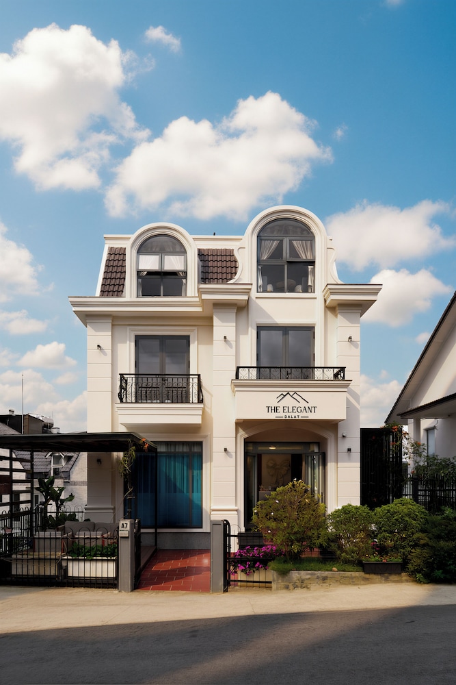 The Elegant Da Lat - carbon neutral hotel in Da Lat