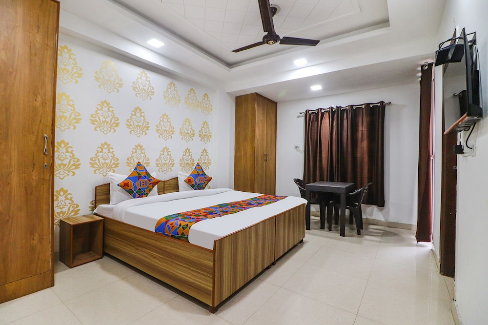 Fabexpress Abode Inn - last minute hotel in New Delhi